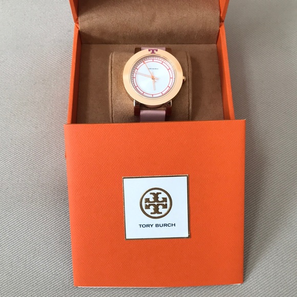 ✨ SOLD ✨ Tory Burch Ellsworth Leather Strap Watch - Picture 6 of 8